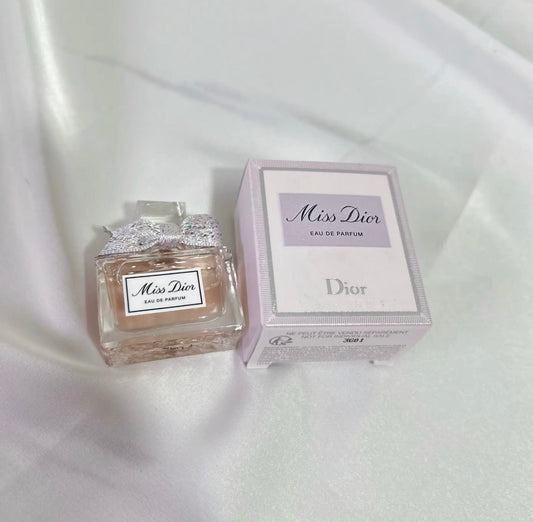 Miss Dior 0.17 oz / 5 ml Parfum Miniature Travel - BusDeals
