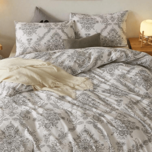 Queen size 6 - piece 3D duvet cover set vintage print. - BusDeals