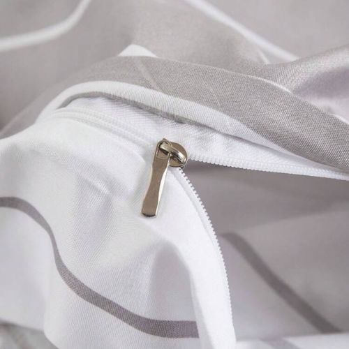 Single size 4 pieces, Bedding Set without filler, Posh Stripe Design. - BusDeals