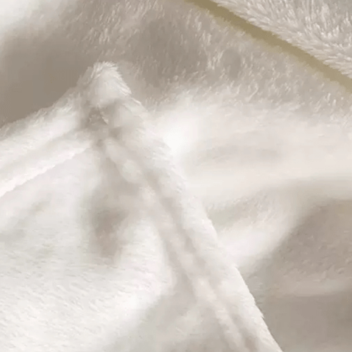 Throw Labubu Blanket Super Soft, Pink Color. - BusDeals