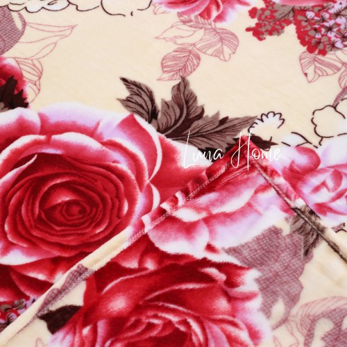 Fleece Blanket 200*230cm Super Soft Throw Cream color with Rose Design. - BusDeals