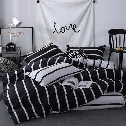 King size bedding set of 6 pieces, Black & White Stripes design. - BusDeals