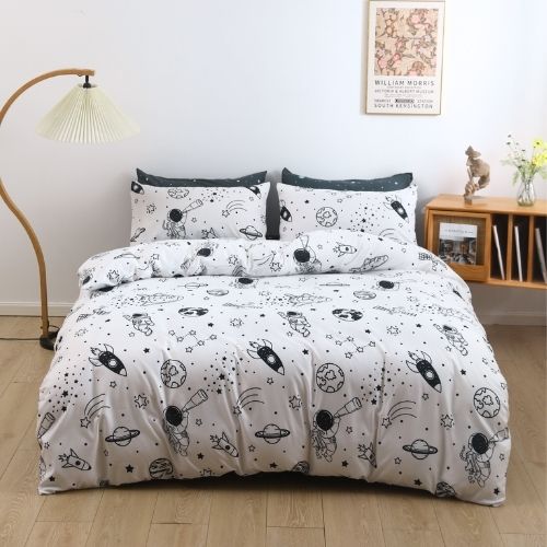 Single size 4 pieces, white with black space print. - BusDeals