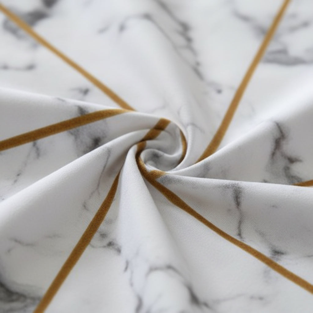 Duvet cover set with geometric pattern and high-quality zipper, featuring Luna Home branding.