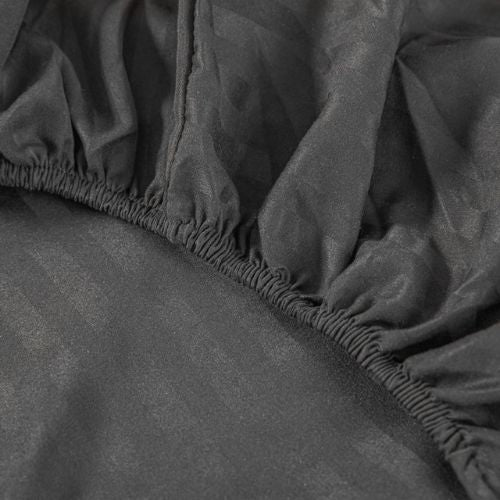 Variance Size 3 Piece Set, Bedsheet with 2 Pillow Cases, Black Color - BusDeals