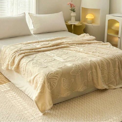 3D Imitation Butterfly Fleece Soft Blanket, Ivory color. - BusDeals