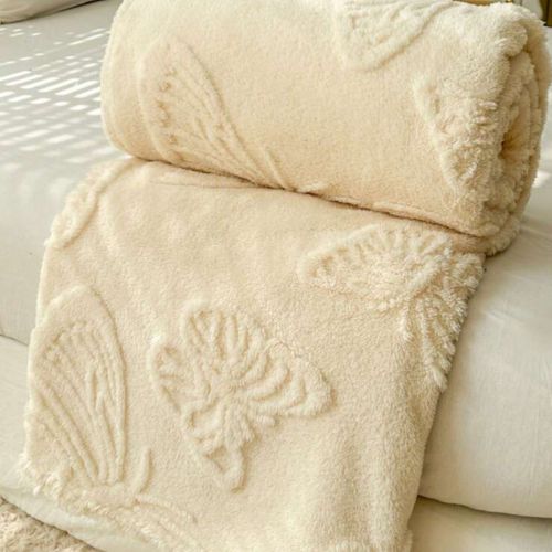 3D Imitation Butterfly Fleece Soft Blanket, Ivory color. - BusDeals