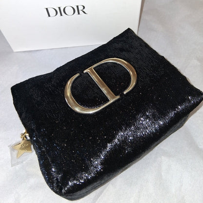 Dior Beauty Gift Set Small Velvet Cosmetic Bag with Duo 001 set