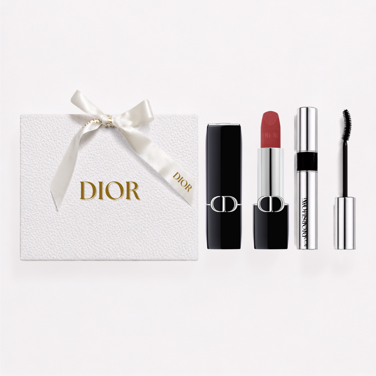 Dior Couture Velvet 720، ماسكارا صغيرة 4 مل مع حقيبة هدايا