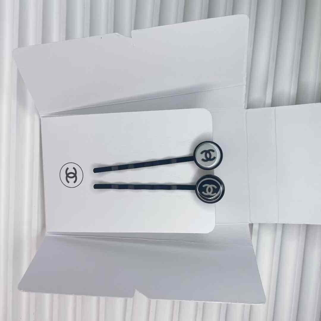 Chanel Beauty 2 Hair pins CC Counter Gift - BusDeals