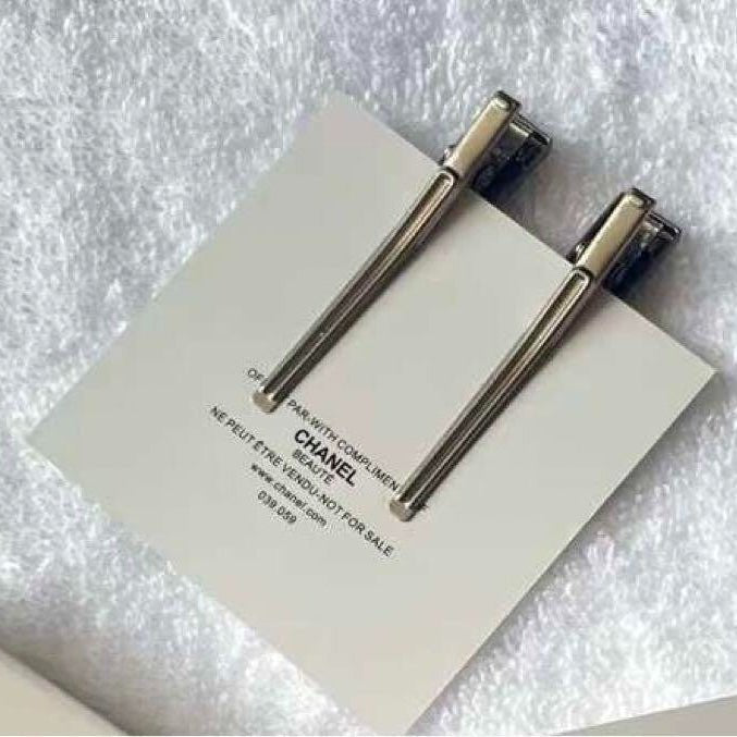 Chanel Beauty Hair Pin Hair accessory CC Counter Llimited Silver 2 Set Novelty 6x1 cm - BusDeals