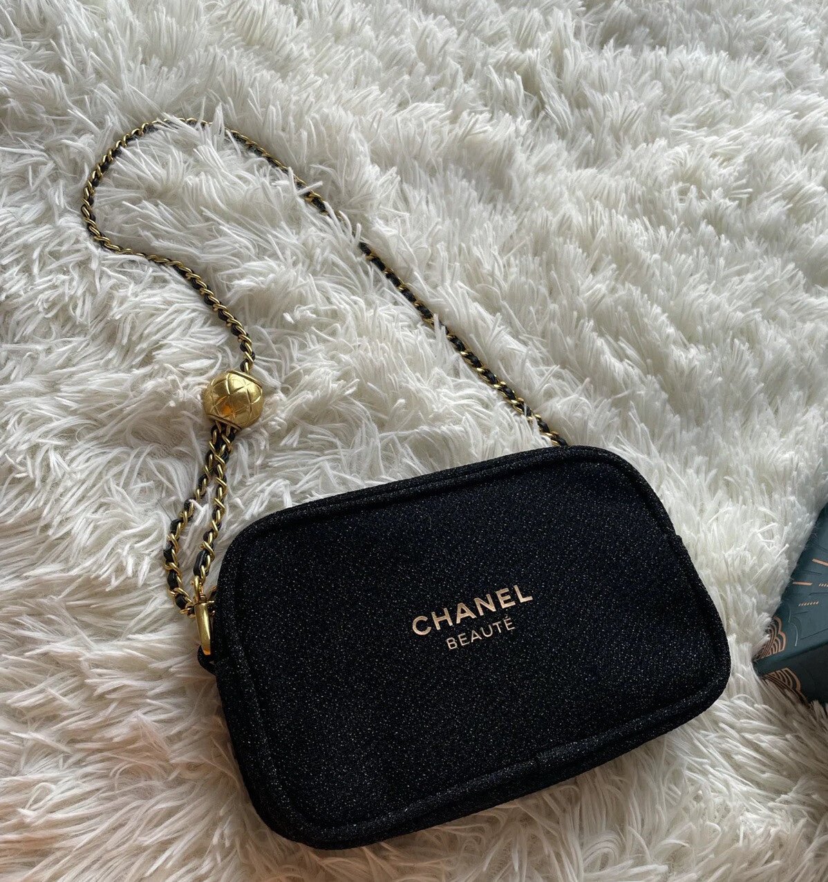 Chanel Beauty Transformed Cosmetic Red Velvet Gold Crossbody Bag Black - BusDeals