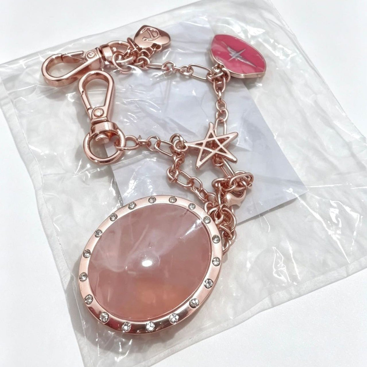 Charlotte Tilbury New Keychain for a Bag - BusDeals