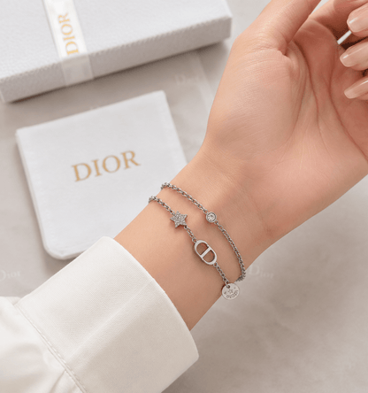 Dior Beauty CD logo Bracelet with Shopping bag - BusDeals