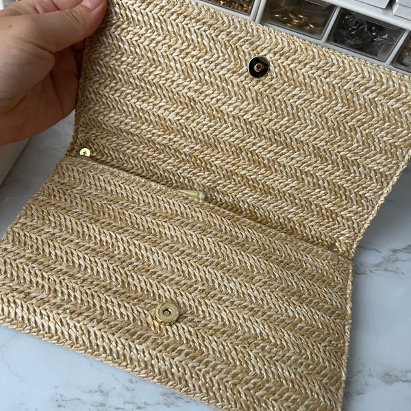 Dior Beauty Raffia/Rattan Counter Cosmetic Bag Transformed to Crossbody Bag - BusDeals