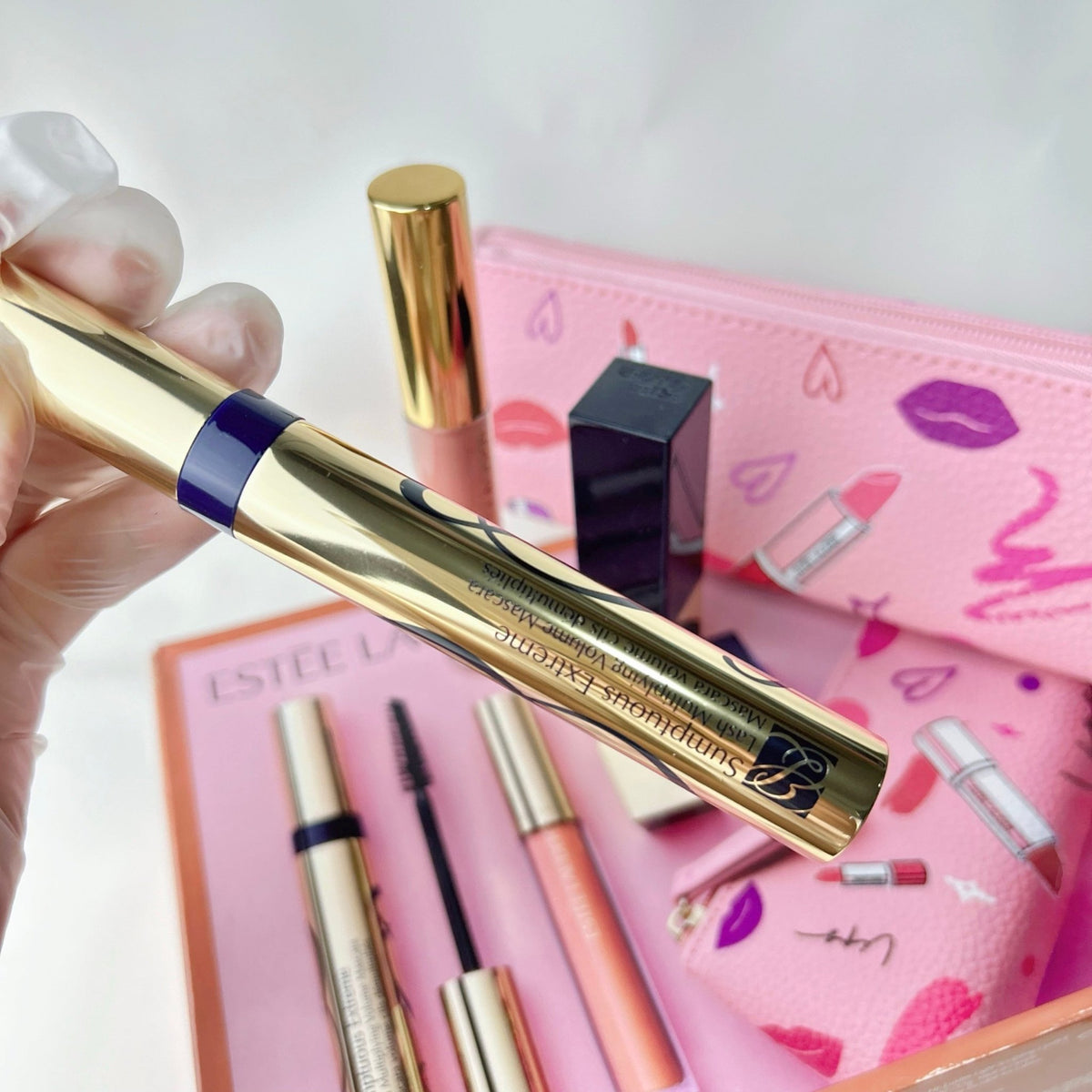 Estée Lauder Lipstick, Lip Balm, Mascara Makeup Bag - BusDeals