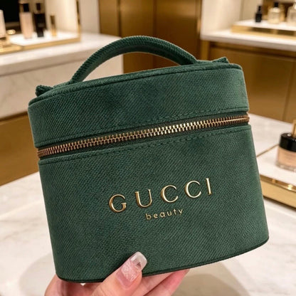 Gucci Beauty Counter Gift Cosmetic Bag Green Velvet - BusDeals