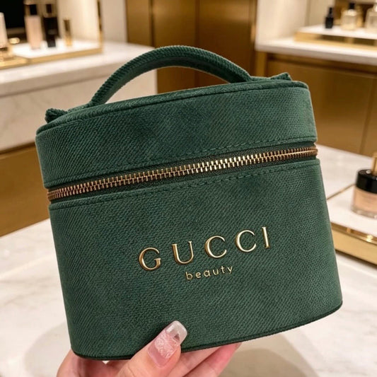 Gucci Beauty Counter Gift Cosmetic Bag Green Velvet - BusDeals