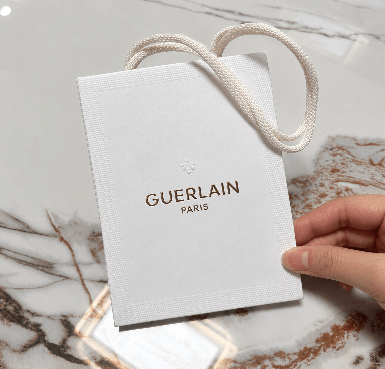 Guerlain Paper/Gift Bag S Size - BusDeals