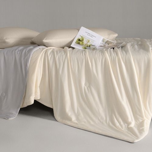 Icy Silky Summer Cool Quilt Set of 3 Pieces, Beige with Grey - BusDeals