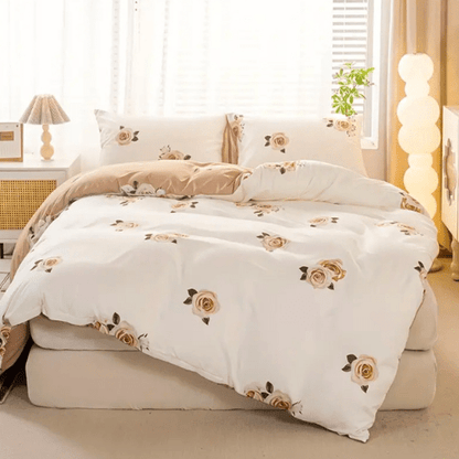 King 6 - piece beige duvet cover set featuring a beautiful rose design and reversible style. - BusDeals