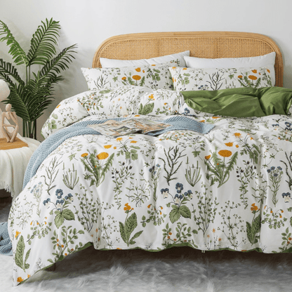 King size 6 piece bedding set adorned with green leaves. - BusDeals