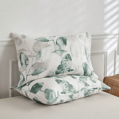 King size 6 piece beddsing set, with green and grey leaves. - BusDeals