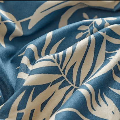 King size 6 - piece blue with beige leaf style duvet cover set. - BusDeals