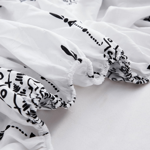 King size 6 piece boho bedding set in black and white without filling. - BusDeals