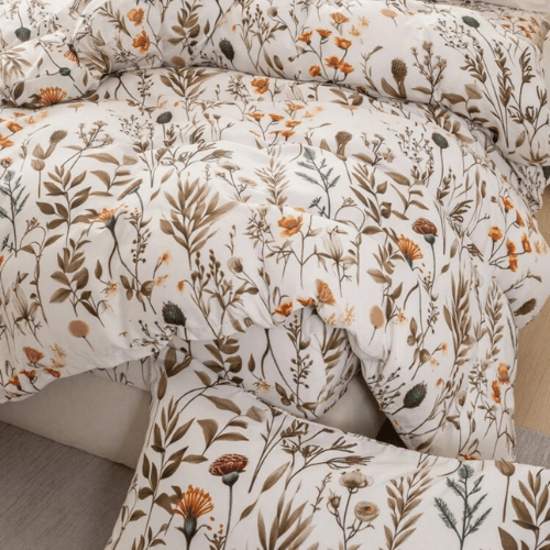 King size 6 pieces bedding set, featuring a beautiful orange and brown floral design. - BusDeals
