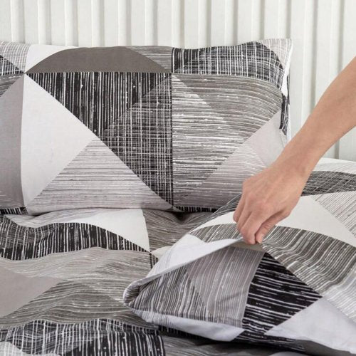 King Size 6 pieces bedding set , Simply geometric dark brown print. - BusDeals