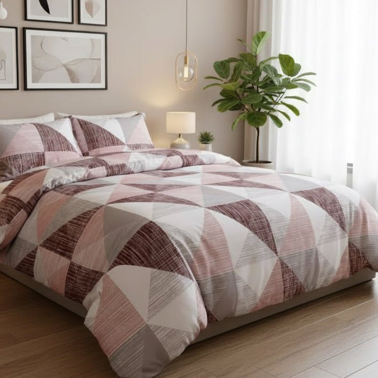 King Size 6 pieces bedding set , Simply geometric print, old rose with grey. - BusDeals