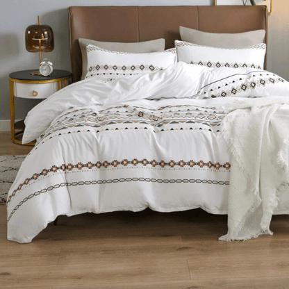 King Size 6 Pieces Bedding Set Without Filler, White Color Simple Elegant Design - BusDeals