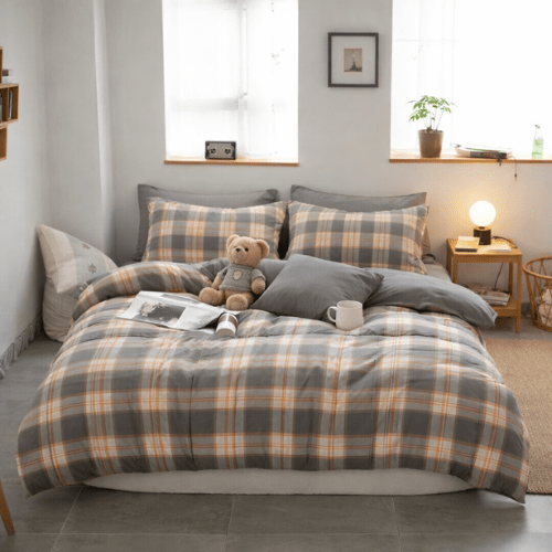 King Size 6 pieces complete bedding set, Brown Checkered Design. - BusDeals