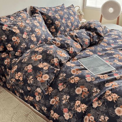 Queen size 6 - piece duvet cover set featuring a charming vintage print, brown color. - BusDeals