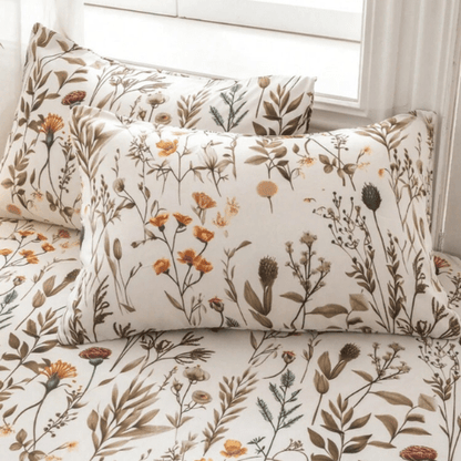 Queen size 6 pieces bedding set, featuring a beautiful orange and brown floral design. - BusDeals