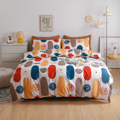 Queen Size 6 Pieces complete, Geometric Multicolor Design Bedding set. - BusDeals