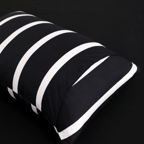 Queen size 6 pieces,Reversible Bedding Set, black and white stripe design with black bedsheet - BusDeals