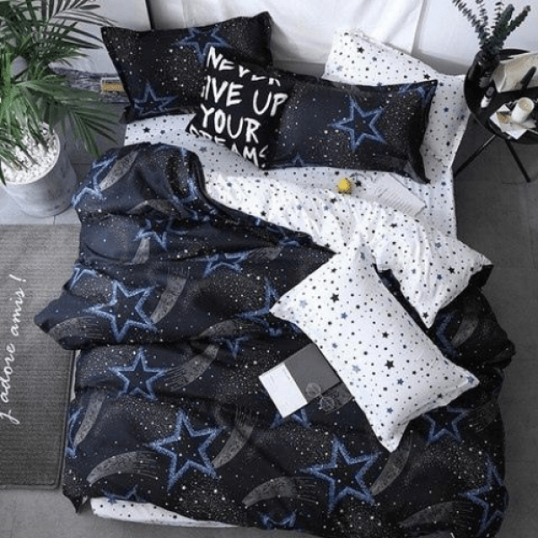 Queen size Bedding Set of 6 pieces, Dreamy Starry Night in Multicolor. - BusDeals
