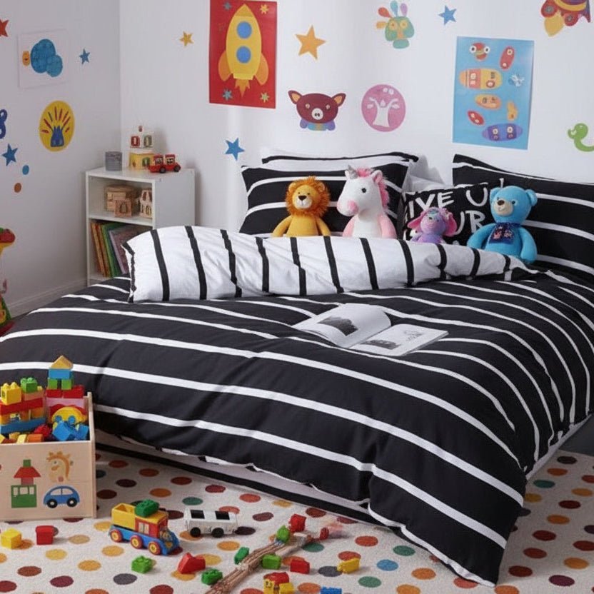 Single Size 4 Pieces set without filler, Black & White Stripe Design. - BusDeals