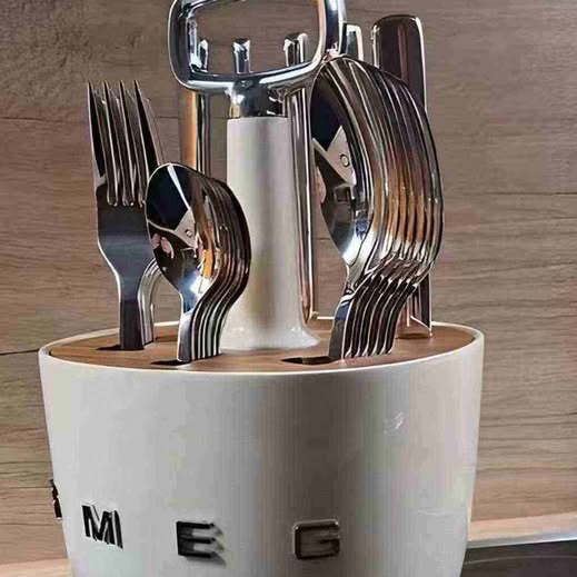 SMEG - Set for 6 person, complete set. Retro Stainless Steel Cutlery Set for Kitchen, White. - BusDeals