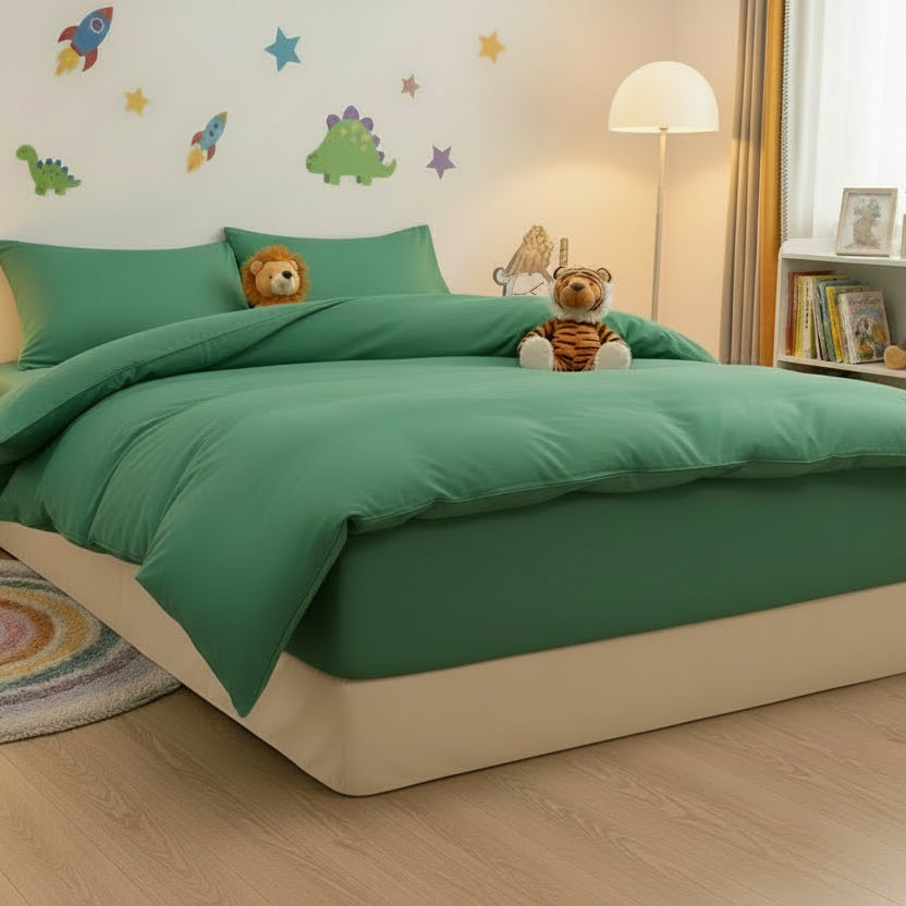 Basic Single Set of 4 Pieces, Luna Home Premium Quality Duvet Cover Set. Green color. - BusDeals