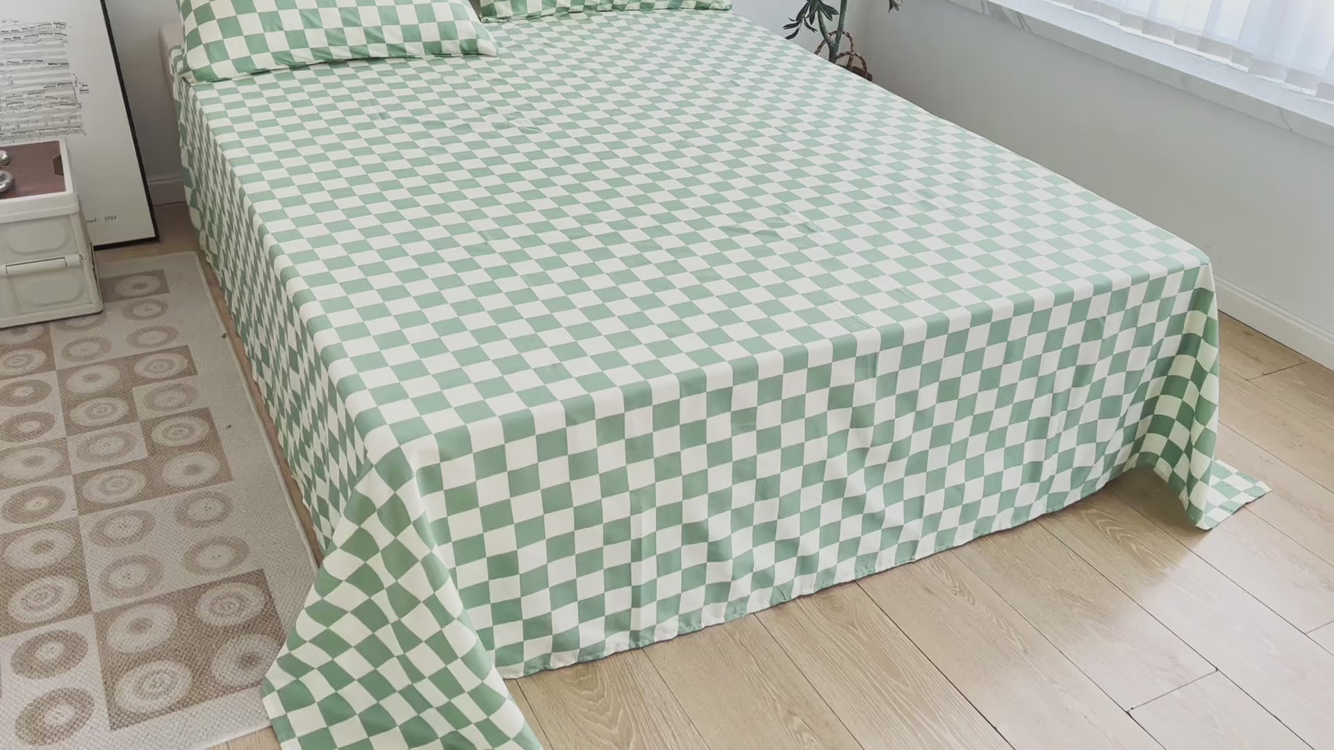 3 Pieces bedsheet set, Green Color Checkered Design
