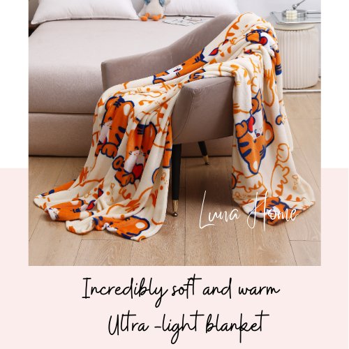 Fleece Blanket 200*230cm Super Soft Throw Yellow color with Tigger Design. - BusDeals