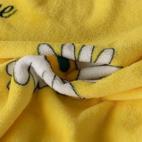 Fleece Blanket, Floral Design. - BusDeals