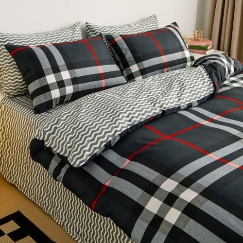 King Size 6 pieces, Dark Blue Checkered Design Bedding set. - BusDeals