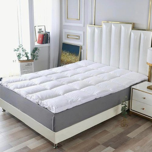 King Size Mattress Topper 180*200+8cm, Super Soft White Protector Pad, Vacuum packed. - BusDeals