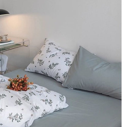 Premium King size 6 Pieces Retro Style with Grey Blue Color Bedsheet Postoral Printed Bedding Set without filler. - BusDeals