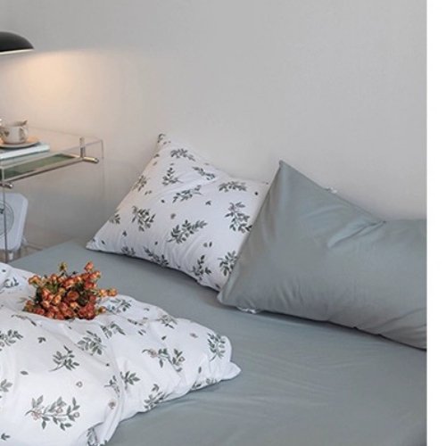 Premium Queen/Double Size 6 Pieces Retro Style with Grey Blue Color Bedsheet Postoral Printed Bedding Set without filler. - BusDeals