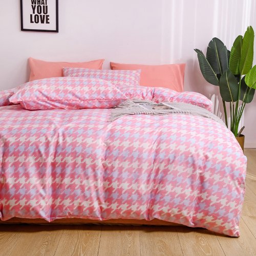 Single size 4 pieces Bedding Set without filler, Checkered Design Pink Color - BusDeals